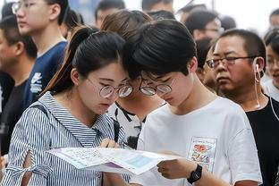 徐静雨：快船现在大有顶替掘金统治西部的架势 打谁都是压着打